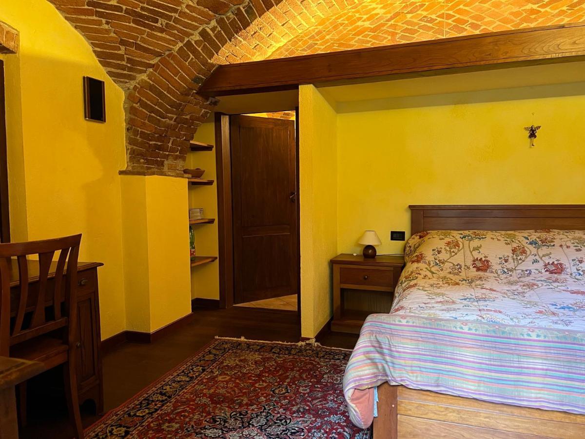 Отель La Casa Arancione Boves Экстерьер фото