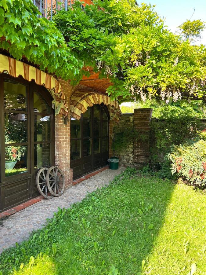 Отель La Casa Arancione Boves Экстерьер фото